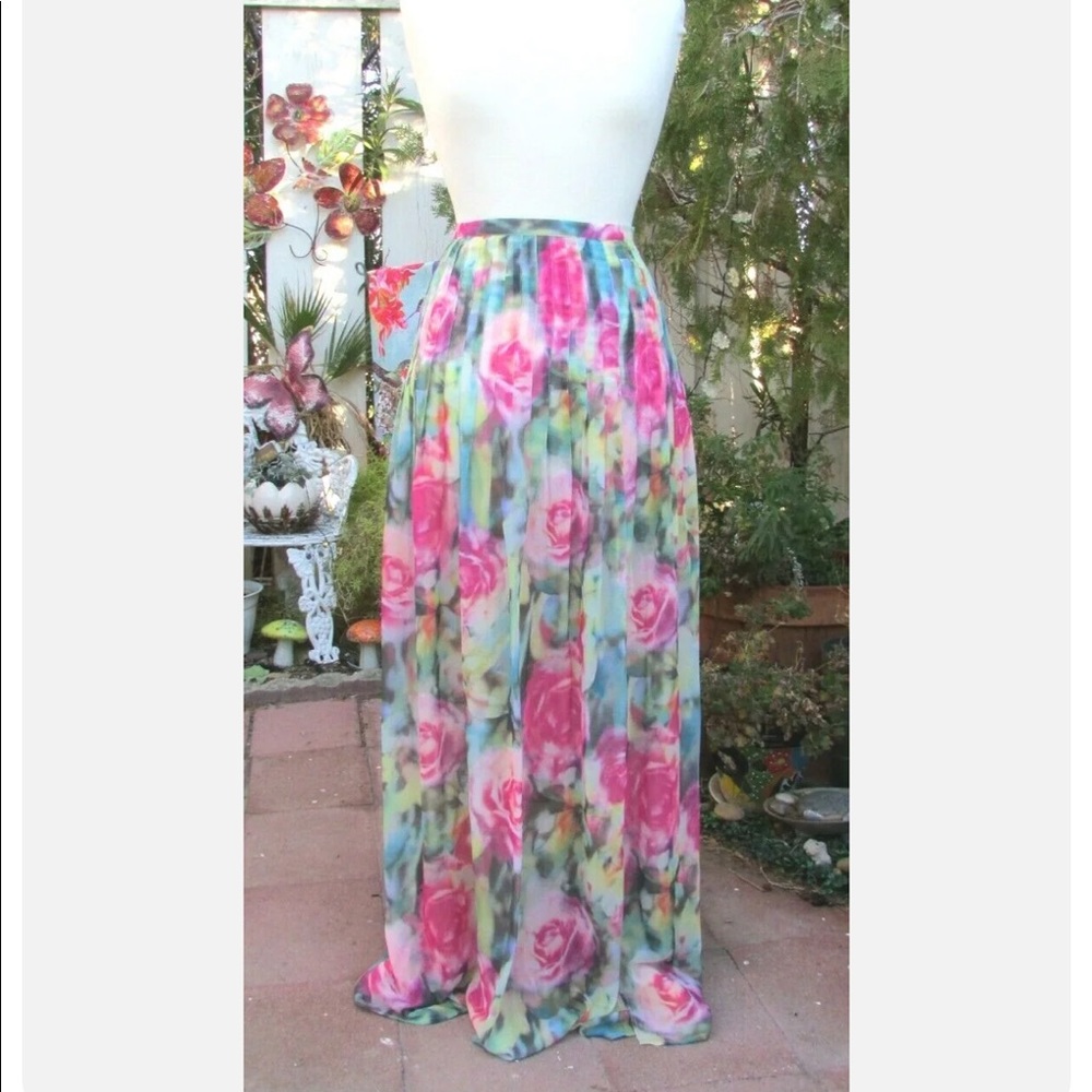 JEANS BY BUFFALO Long Floral Skirt-size 4